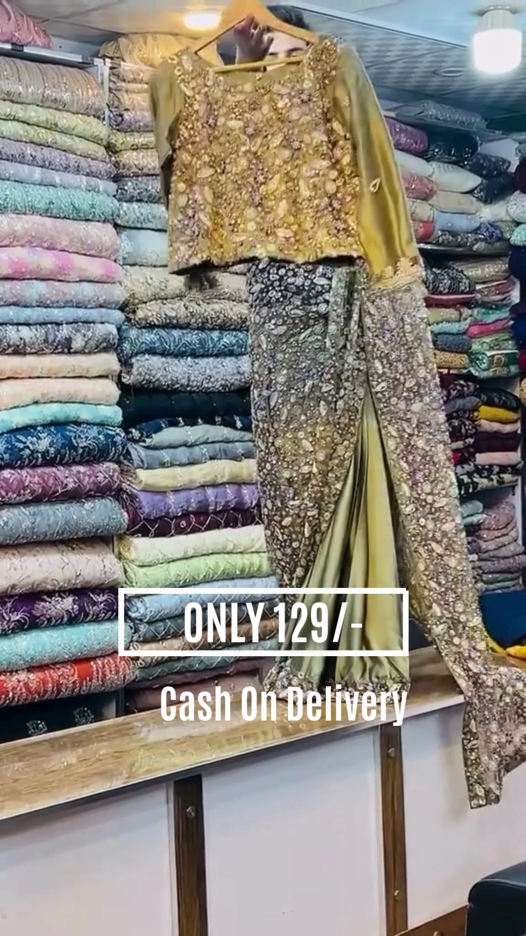 Yellow Ready to Wear Saree With Baahar-e-siah Blouse - Image 2